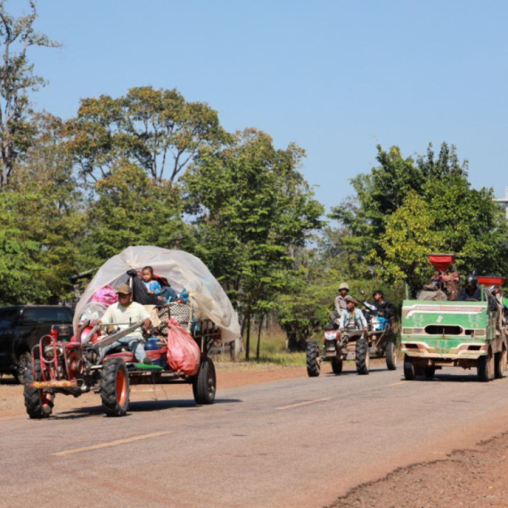 Pojavili se prvi snimci napada Tajlanda na Kambodžu: Na udaru zgrada vojske VIDEO
