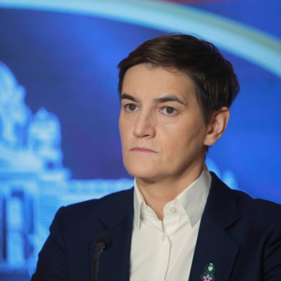 Brnabić reagovala na optužbe iz Crne Gore: Još samo da dodaju tri na karte da kažu da je kopao tunel