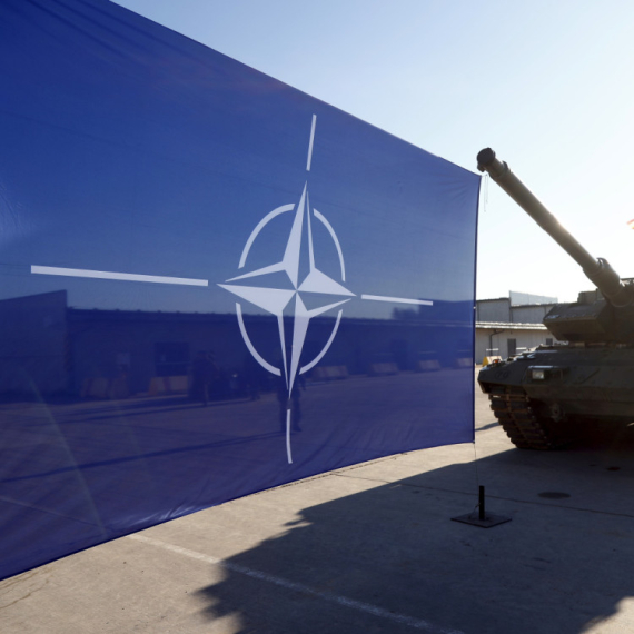 Bivši NATO komandant: Amerika i Evropa bespomoćne pred ruskim dronovima