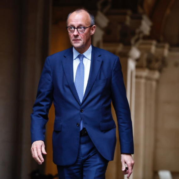 Nemačka agresija: Merc plaća rat, špijuni dobijaju "Džejms Bond" ovlašćenja