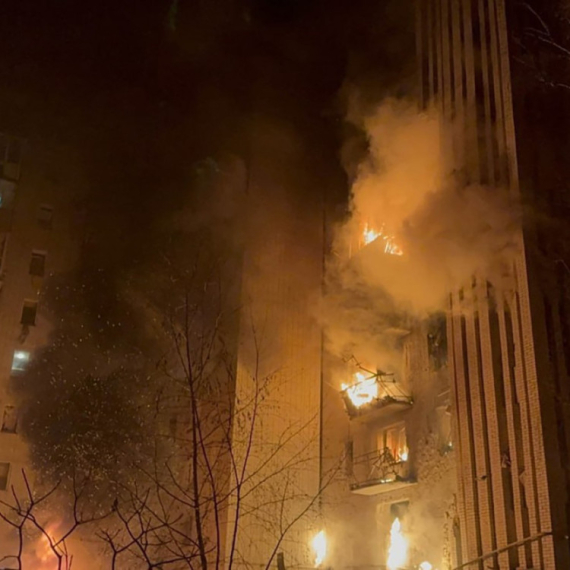 Rat – dan 1.385: Tramp dao ultimatum Zelenskom; Rusi žestoko udarili na Sumi FOTO/VIDEO