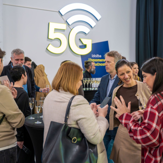 Izložba "Uspomene iz budućnosti" – 5G za generacije koje dolaze