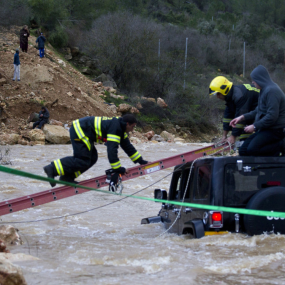 Izraelu preti katastrofa biblijskih razmera; Sati su u pitanju FOTO/VIDEO