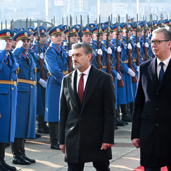 Vučić se sastao sa Kavelašvilijem; Svečani doček predsednika Gruzije ispred "Palate Srbija" FOTO/VIDEO