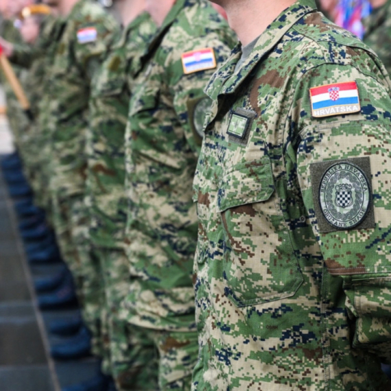 "Uvođenje obaveznog vojnog roka je dobar put"