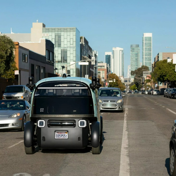 Ako ranije niste verovali robotaksijima – tek sad nećete