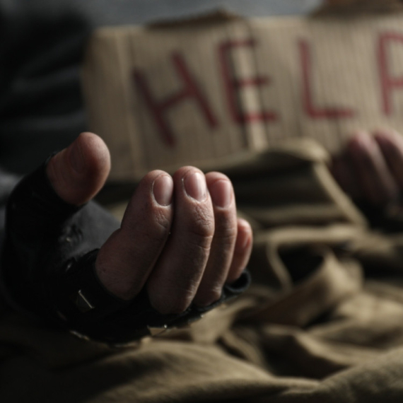 Glumac spasio kolegu zavisnika sa ulice; "Korak bliže lečenju" VIDEO