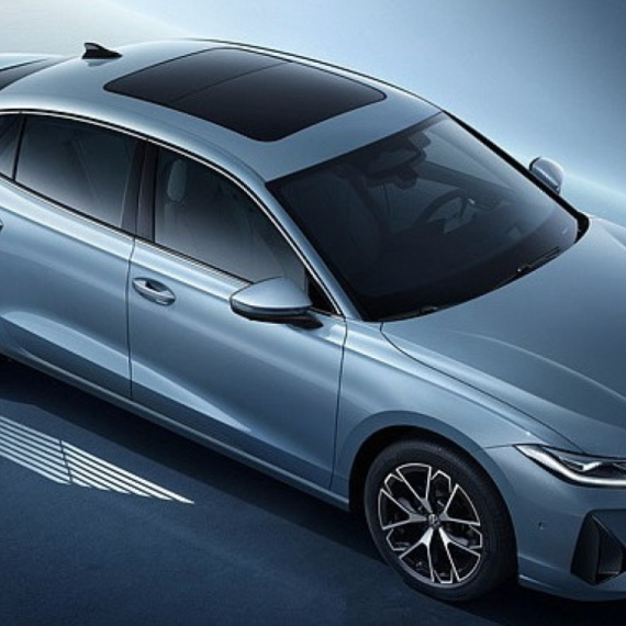 Volkswagen Passat koji ne možete da vozite FOTO