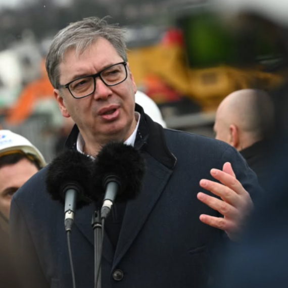 Vučić o izborima na KiM: Verujem da će Srpska lista pobediti; Želim im da uspešno predstavljaju naš narod