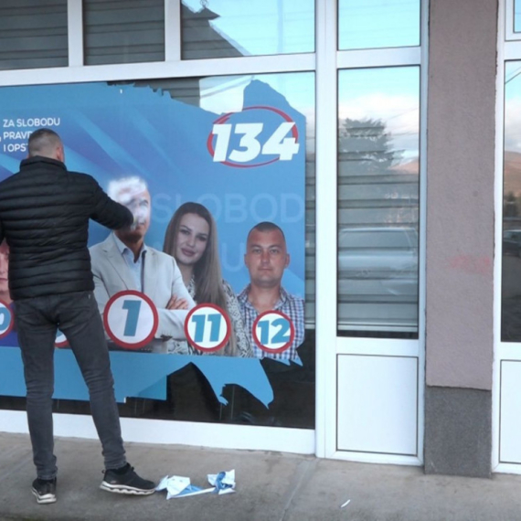 Svi mu okreću leđa: Bojan Jovanović iz Leposavića izbacuje Rašićevu stranku na ulicu jer radi protiv Srba