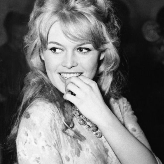 Provokativna uloga Brižit Bardo koja je šokirala svet: Javnost je oštro reagovala