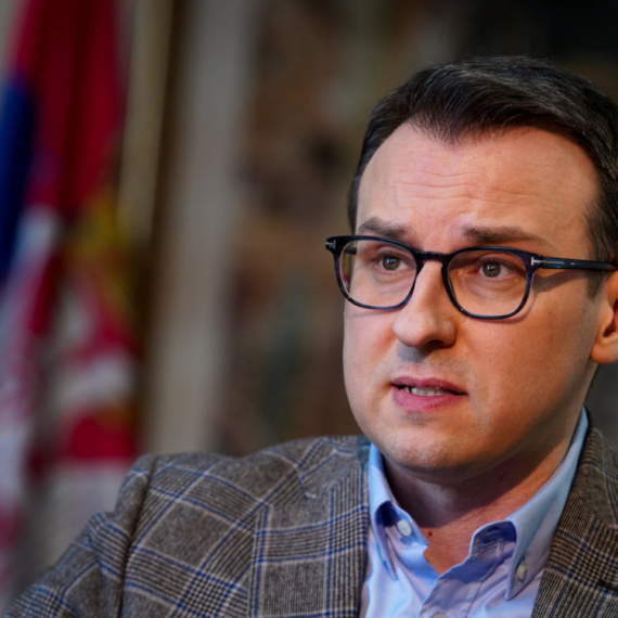 Petković čestitao Božić: Uveren sam da će Srbi na KiM prebroditi sve nevolje