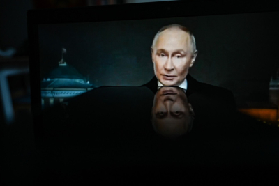 Slika za Putin koristi slabost Nemačke; Berlin pred pucanjem