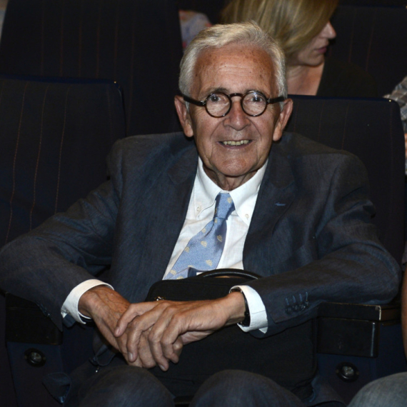 Preminuo Dejan Đurović