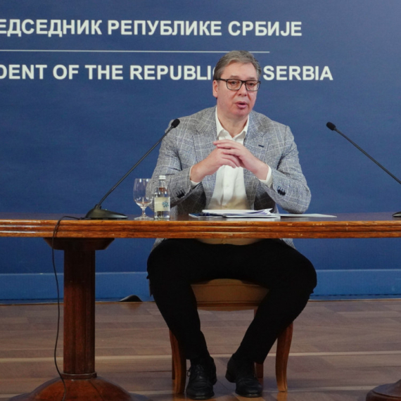 Vučić: Srbija udvostručuje vojne kapacitete za 100 odsto – možemo da se oslonimo samo na sebe