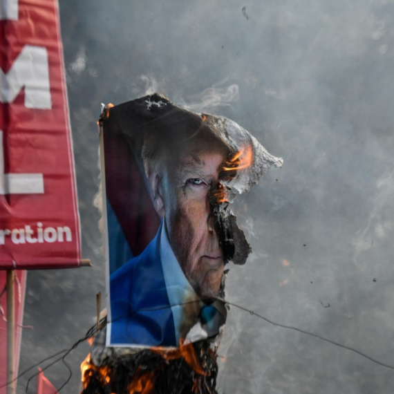 Brutalna poruka Hamneija: I ovaj će biti svrgnut FOTO