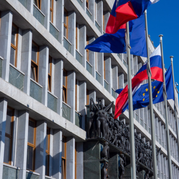 Slovenia wants to leave NATO and the WHO?