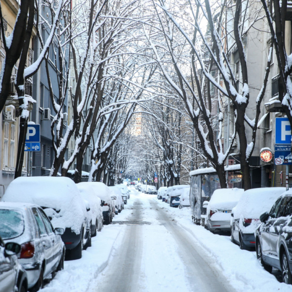 Ledeni dan u Srbiji: Najviše snega ima na Crnom Vrhu – 33 cm; AMSS uputio važan apel FOTO/VIDEO