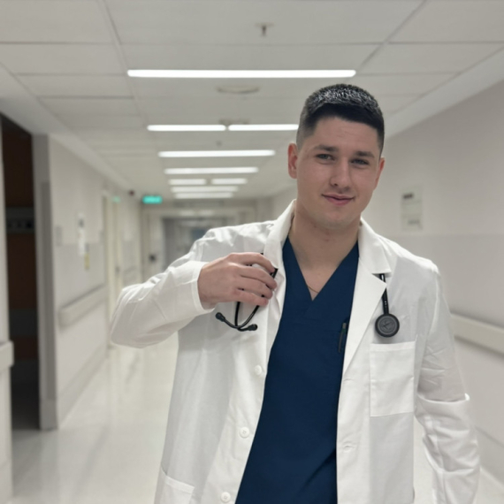 Hitno se oglasio Miloš Pavlović: Vest o mom ispisu sa fakulteta je potpuna neistina