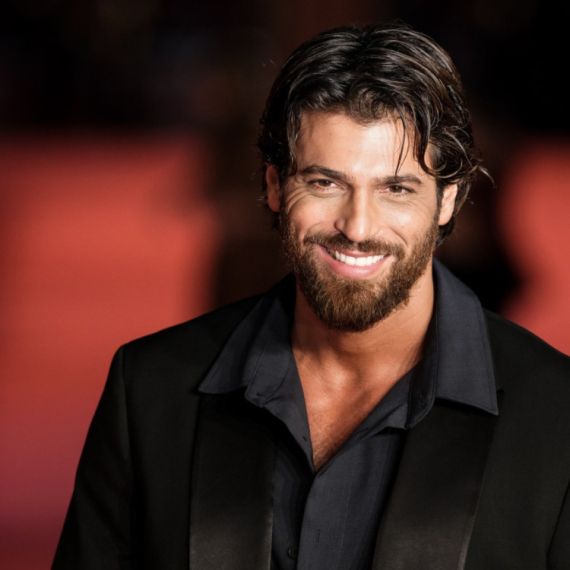 Oglasio se glumac uhapšen zbog droge: "Bili su jako zli prema meni" FOTO