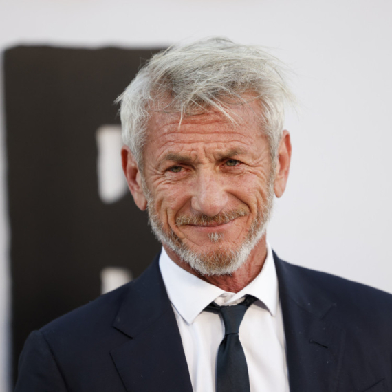 Skandal na dodeli Zlatnih globusa: Šon Pen prekršio strogo pravilo, javnost u čudu FOTO