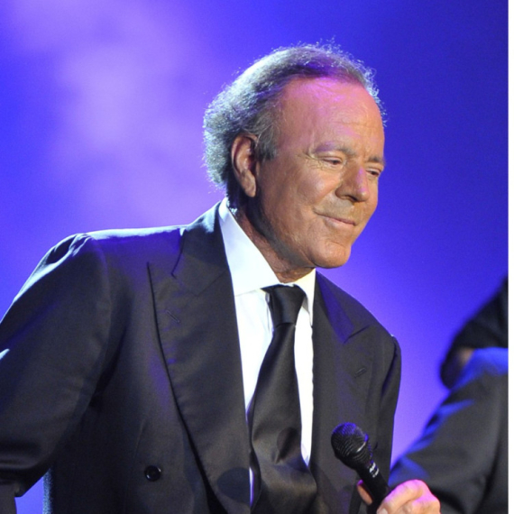 Dve žene optužile Hulija Iglesijasa za seksualno zlostavljanje: "Osećala sam se kao robinja"