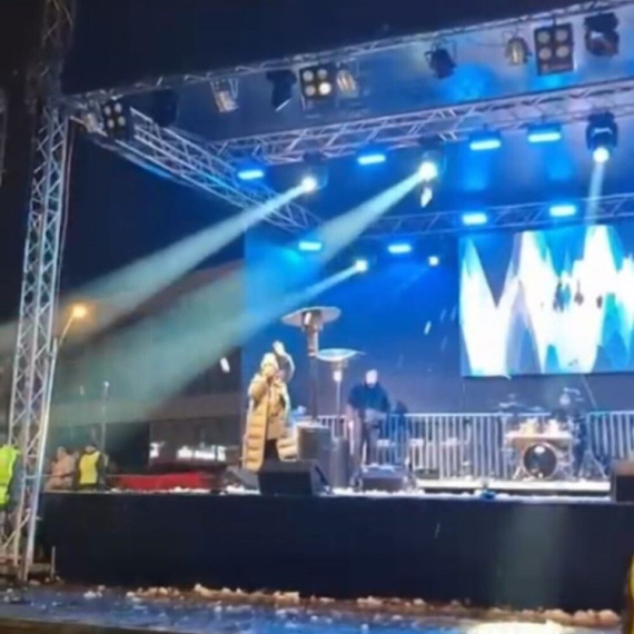 Svi osuđuju sraman napad na Anu Bekutu, oglasio se i prijatelj Čede Jovanovića VIDEO