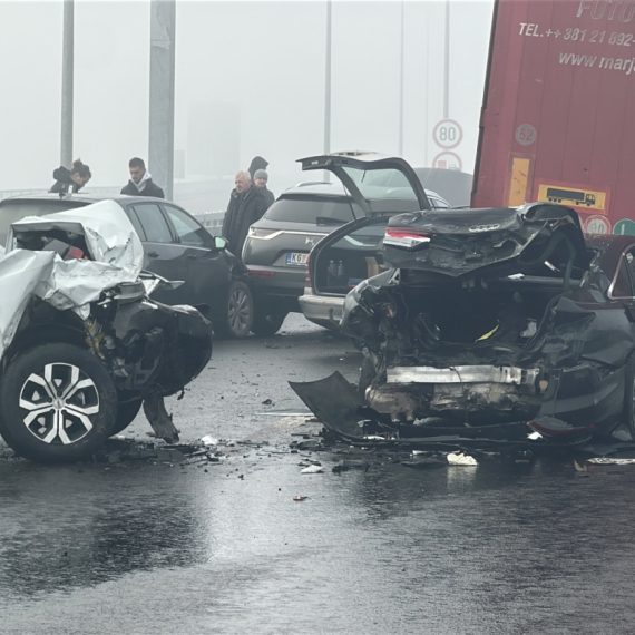 Here are the details of the serious accident on the motorway: Four people injured, 10 vehicles involved VIDEO