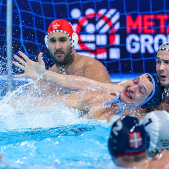Hungarians furious after loss to Serbia: "A shame for water polo, a circus!"