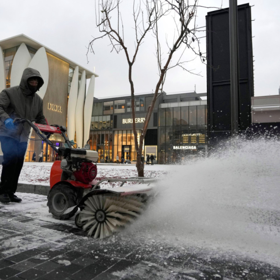 Okovani su snegom i niskim temperturama; Nižu se upozorenja građanima FOTO/VIDEO