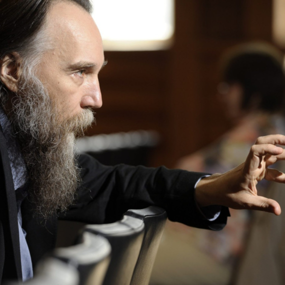 "Putinov mozak" crta novi raspored sveta: "Oprostite se od nezavisnosti"