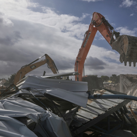 Humanitarna katastrofa pred očima sveta; Izrael srušio zgrade UN u Jerusalimu FOTO/VIDEO