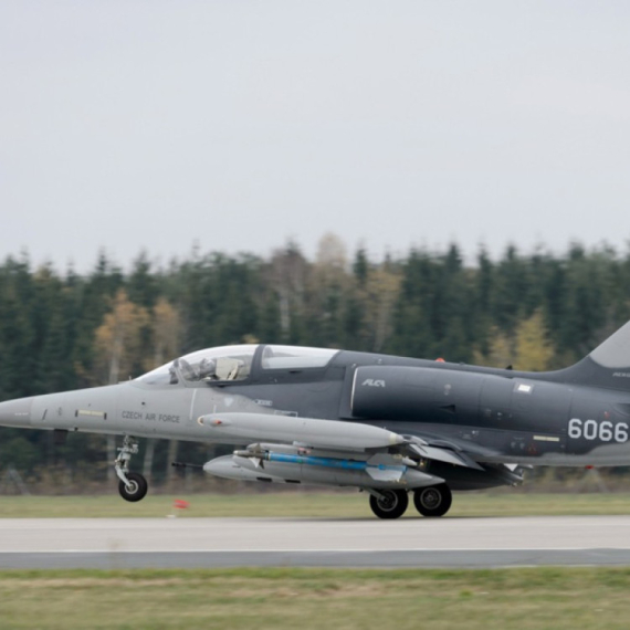 Hladan tuš za Zelenskog: Nema L-159 za Ukrajinu