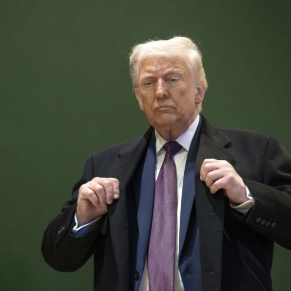 Stiglo izvinjenje, na Trampov način