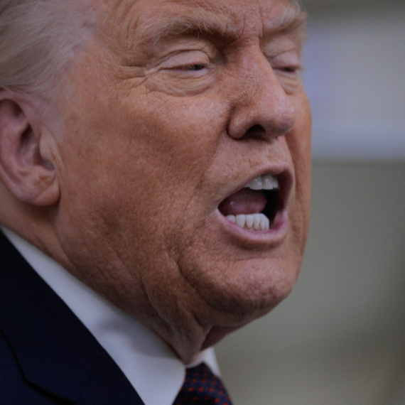 Šta je "diskombobulator"? Tramp optužen da ga je koristio