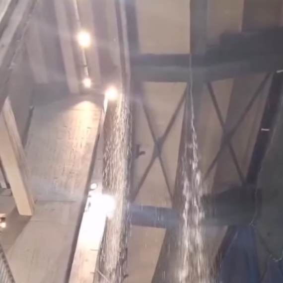 Potop na renoviranom stadionu u Barseloni – ljudi su bežali; "Šta bi bilo da se to desilo u Srbiji?" VIDEO