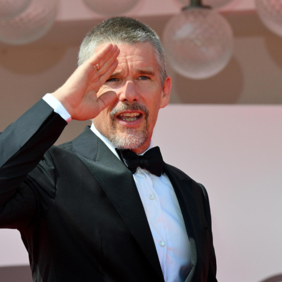 Itan Hok iznenadio priznanjem: "Godinama sam ljut na Toma Kruza" VIDEO