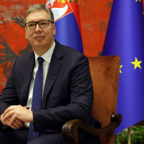 Vučić: Srbi su dostojanstven narod, uvek smo se borili protiv fašizma FOTO/VIDEO