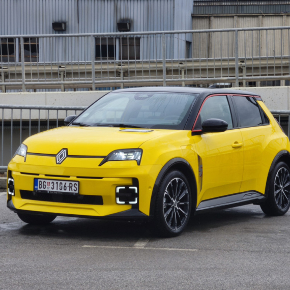 Vozili smo: Renault 5 E-Tech – klasa je večna