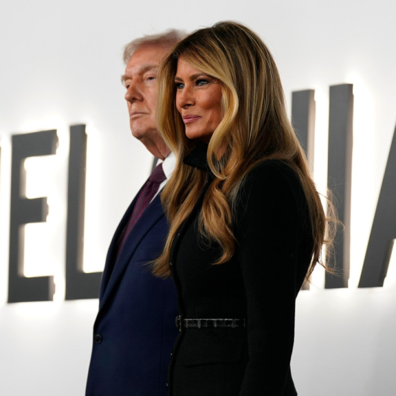 Oglas za film "Melanija" postao hit: Ljudima nude novac da popune bioskop FOTO