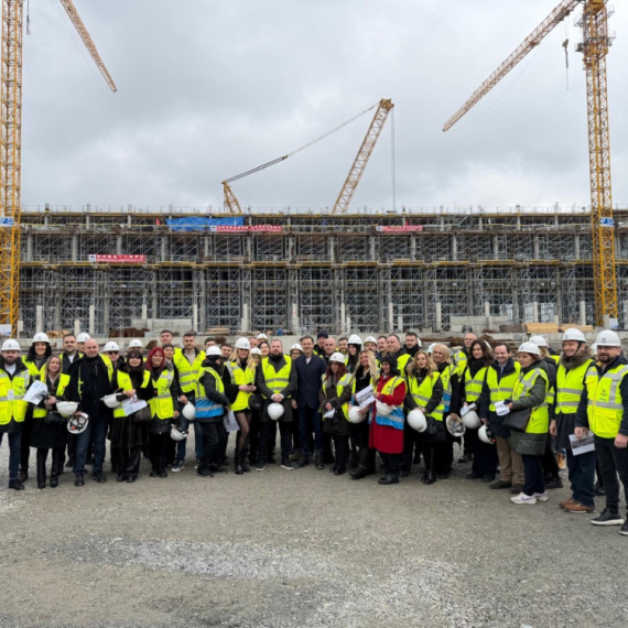 Odbornici SNS u poseti gradilištu: EKSPO kao simbol budućnosti FOTO