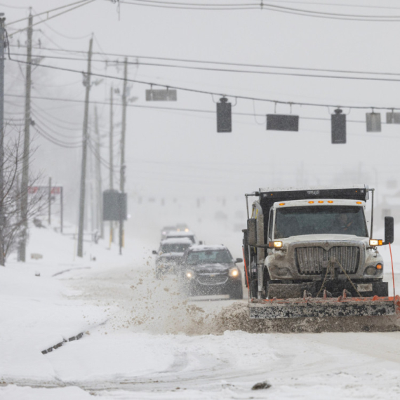 Snežna oluja nosi živote; Amerikanci broje mrtve FOTO/VIDEO