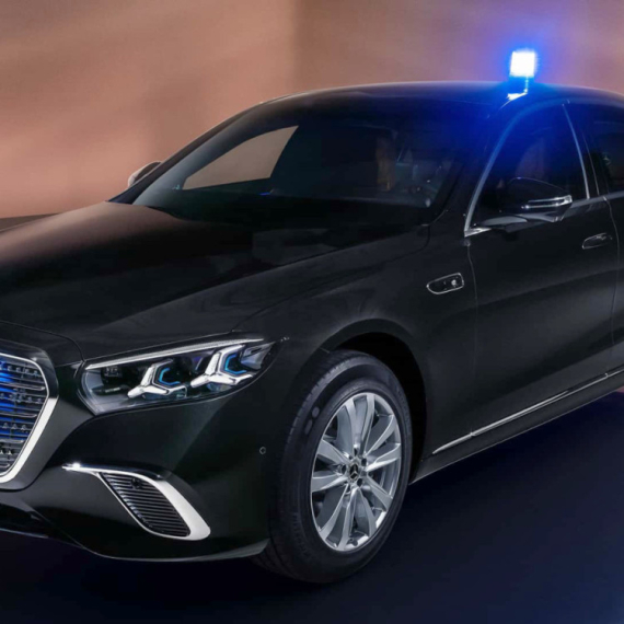 Novi blindirani Mercedes S klase V12 primiće metak umesto vas FOTO