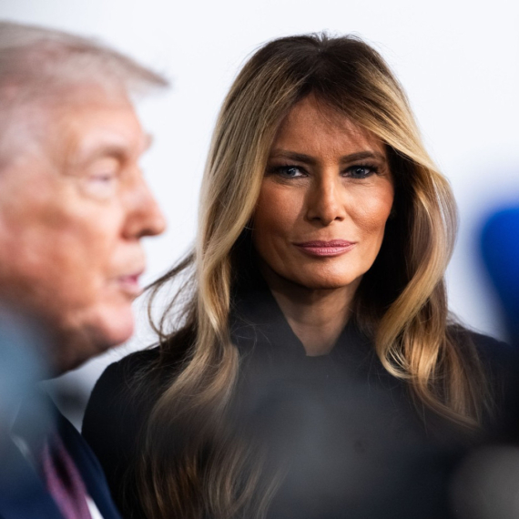 Hit snimak: Tramp zaplesao pred svima, Melanijina reakcija "ukrala šou" VIDEO