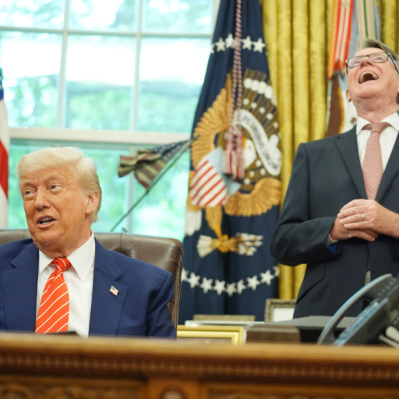 Prozvao američku elitu: "Incestoidni ste"