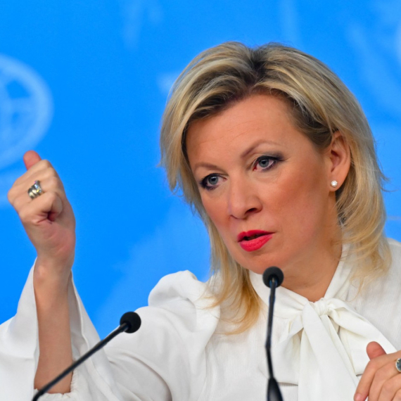 Zaharova pronašla "krivca": Britanija ometa rešenje u Ukrajini