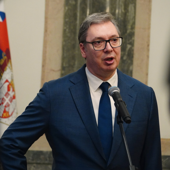 Vučić sutra sa Alijevim u Beogradu