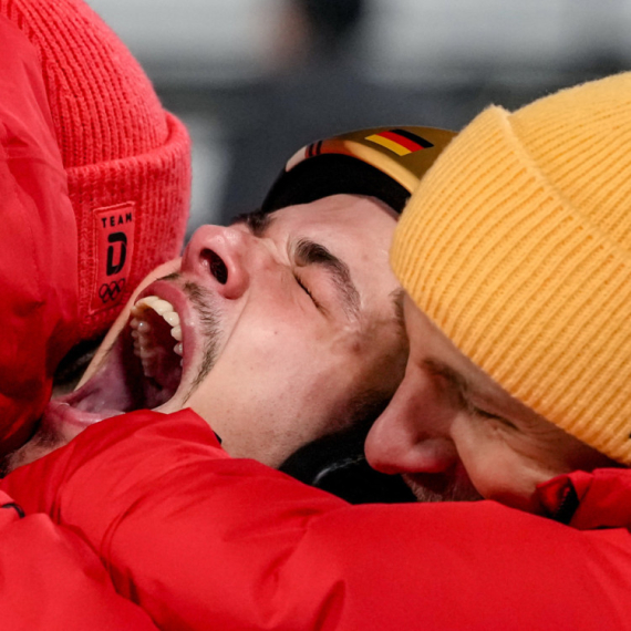 He won Olympic gold in ski jumping, yet he is afraid of heights VIDEO
