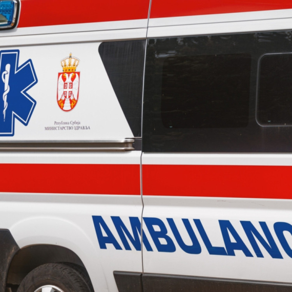 Šest osoba povređeno u tri udesa u Beogradu