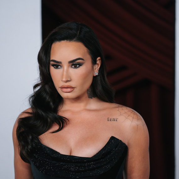 Ugroženo zdravlje Demi Lovato: Hitno otkazala koncerte FOTO
